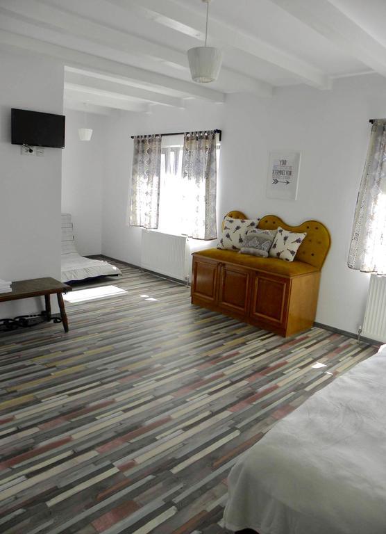 Pensiunea Gradina Ascunsa Bughea de Jos المظهر الخارجي الصورة
