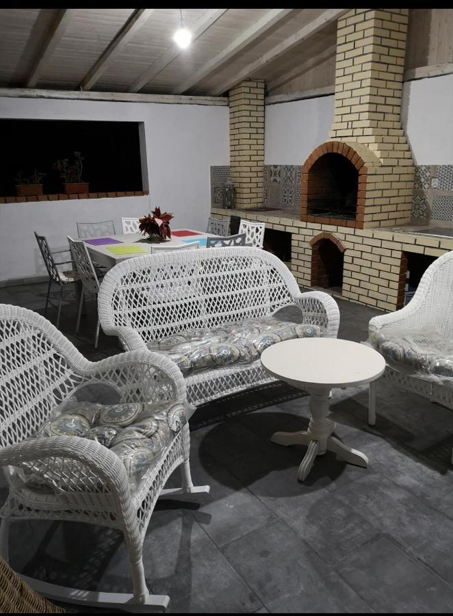 Pensiunea Gradina Ascunsa Bughea de Jos المظهر الخارجي الصورة